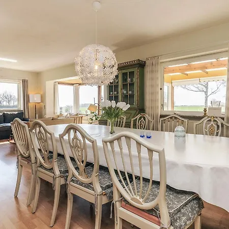 8 Person In Ferienhaus *